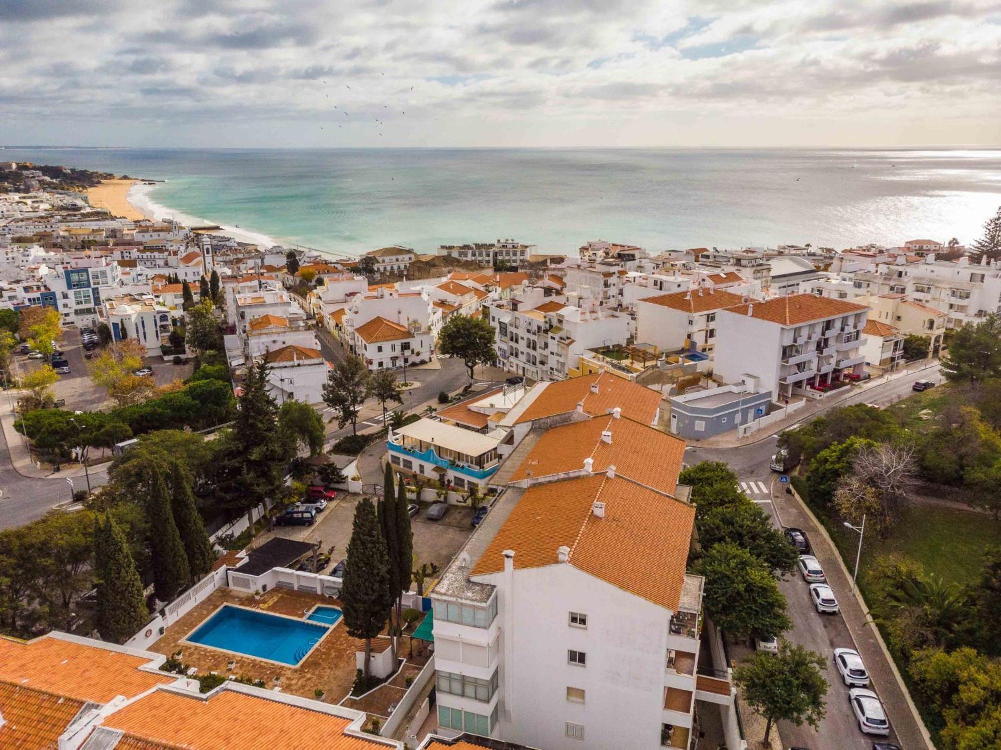 Casa Santa Maria - Sea View - 500M From The Beach - Wifi Albufeira Eksteriør bilde